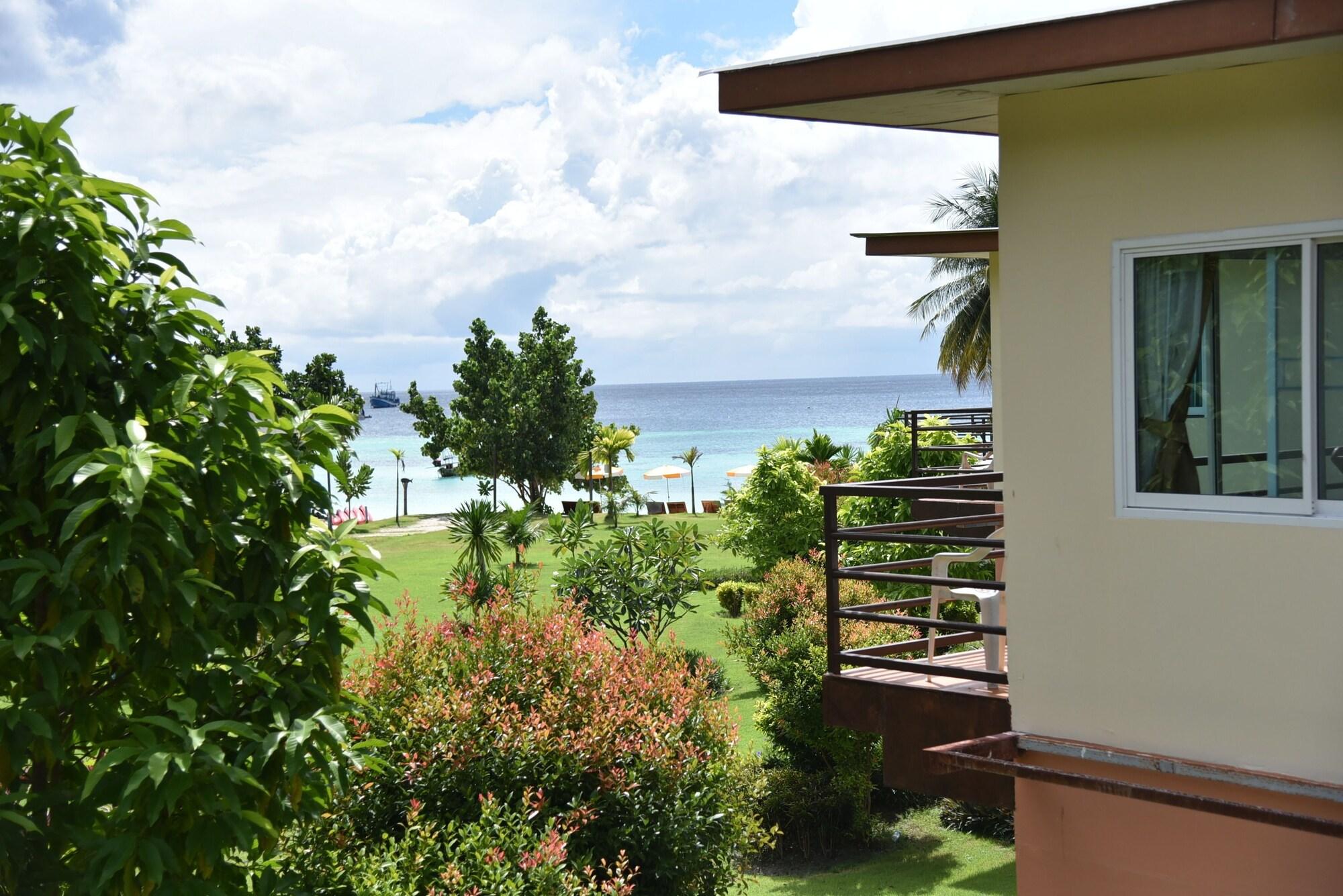 Z-Touch Lipe Island Resort Extérieur photo