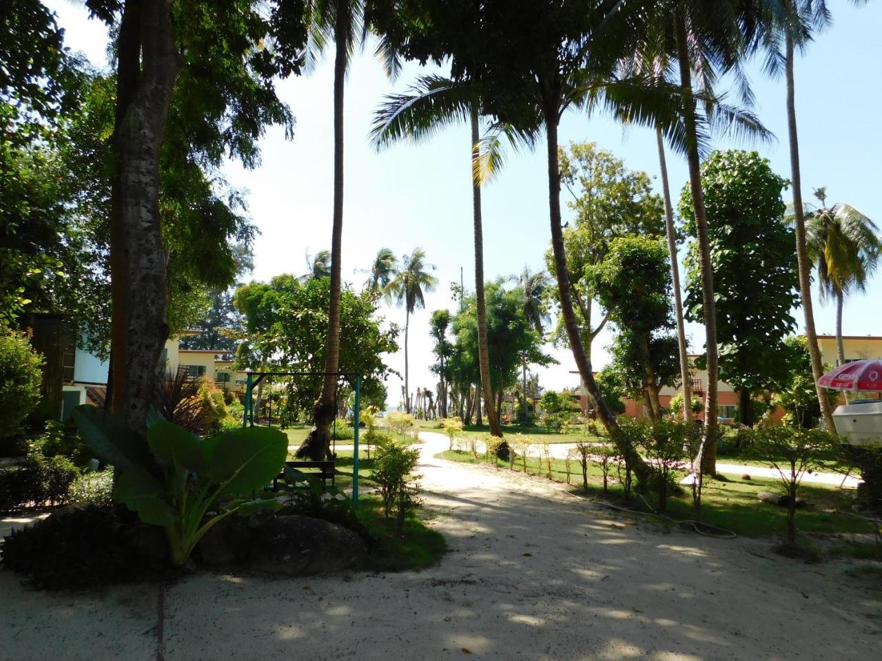 Z-Touch Lipe Island Resort Extérieur photo